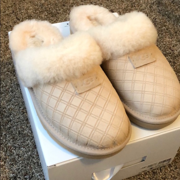 ugg double diamond slippers